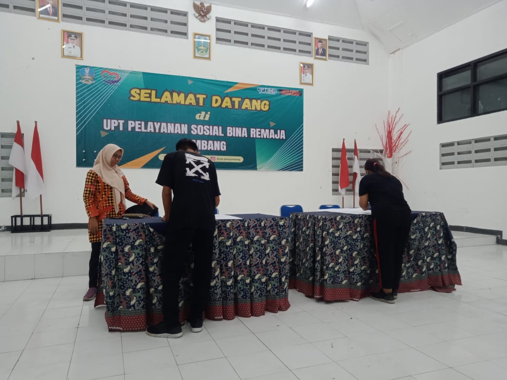Materi Etika Sosial, PM Pemprov Jatim-UPT PSBR Jombang Dinsos Jatim Belajar Sifat Diri Positif 